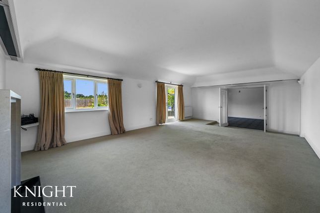 Apex Lodge, Great Tey Road, Essex photo 4
