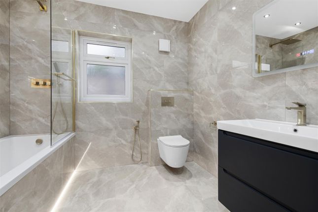 98, Sudbury Court Drive, HARROW photo 4