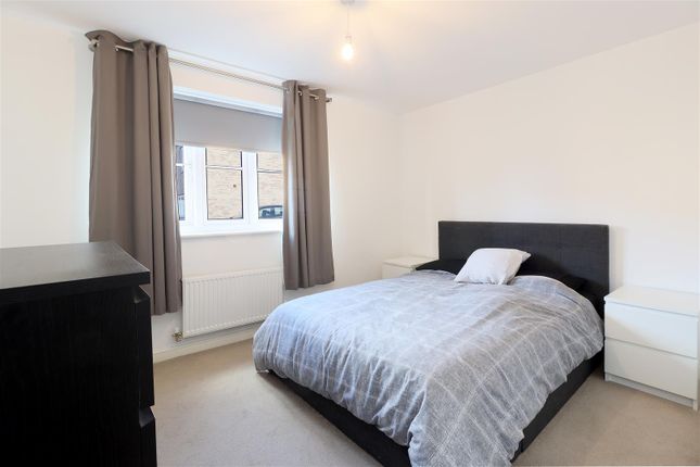 39, Trevelyan Close, Newcastle Upon Tyne photo 4