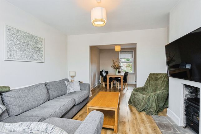 2, Nye Road, Burgess Hill photo 4