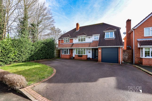 Thumbnail Detached house for sale in Kent Avenue, Tamworth