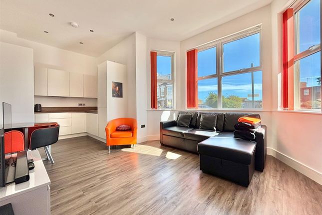 Apartment 2, Alexandra House, Railway Street, Hornsea photo 2
