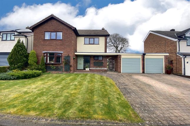 Thumbnail Detached house for sale in Valley Drive, Handforth, Wilmslow