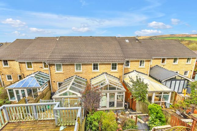 Town house for sale in Durnlaw Close, Littleborough