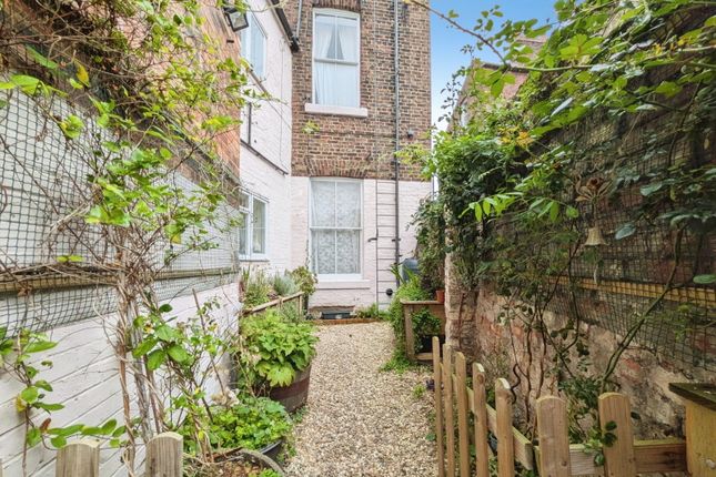 3, Hartington Place, Carlisle photo 3
