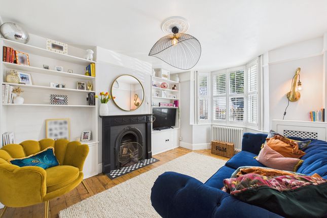 2-bed house on 34, Crescent Road, Hemel Hempstead, £425,000