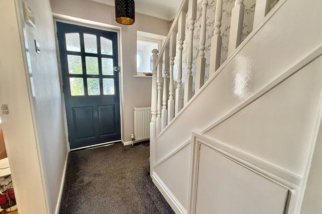 91, Brownswall Road, Dudley photo 3