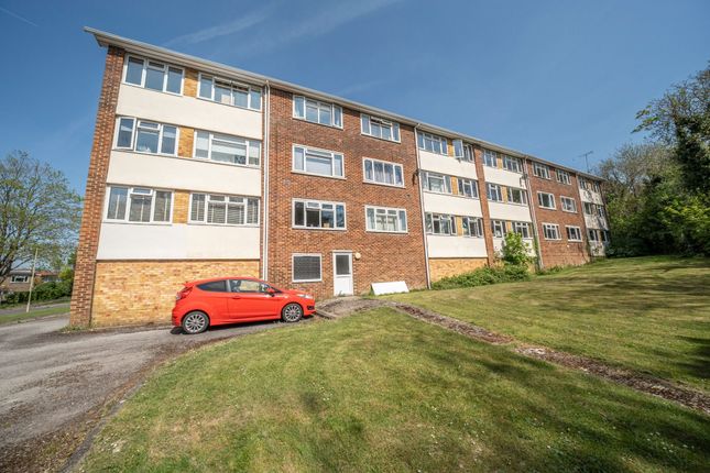 122 Shepherds Row, Andover photo 3