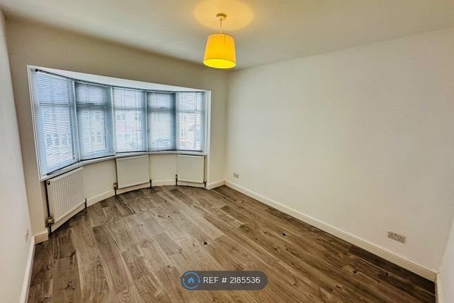 Seymer Road, Romford photo 5