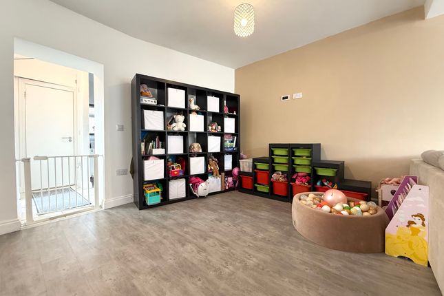 7 Elm Grove, Aberdar photo 4