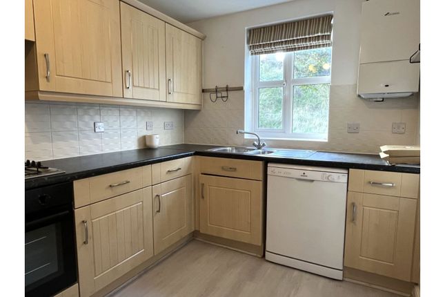 20, Phoenix Drive, Wrexham photo 3