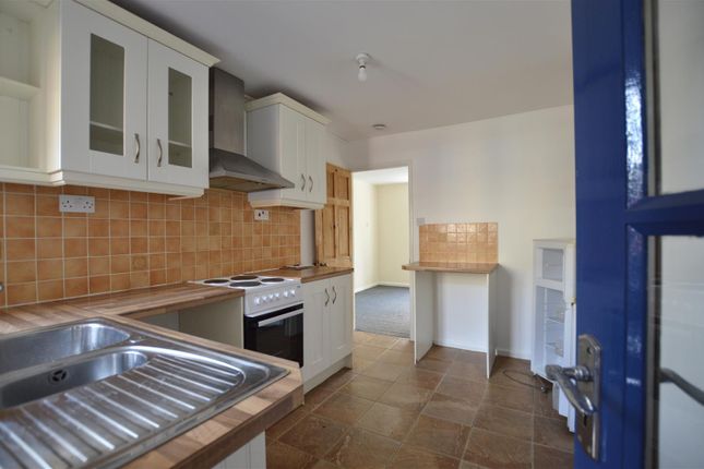 7, Reading Street, Swindon photo 4