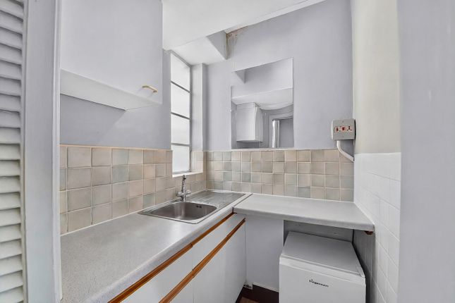 Flat B14, Sloane Avenue Mansions,, Sloane Avenue, Chelsea photo 4