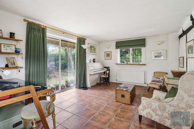 Vine Cottage,, Moreton, Oxfordshire photo 4