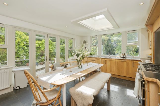 Basement Flat, 126, Upper Grosvenor Road, Kent photo 4