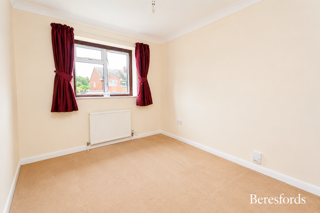 92, Chichester Drive, Chelmsford photo 5