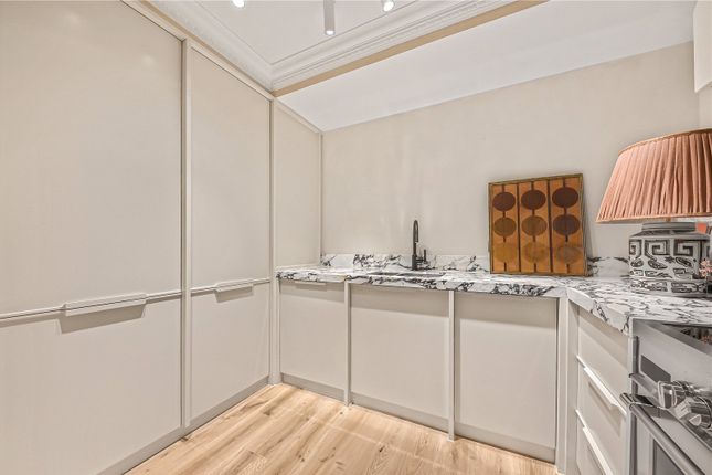 Apt 8, Hertford Street (New Images),, 36 & 37 Hertford Street Residences, Mayfair photo 4