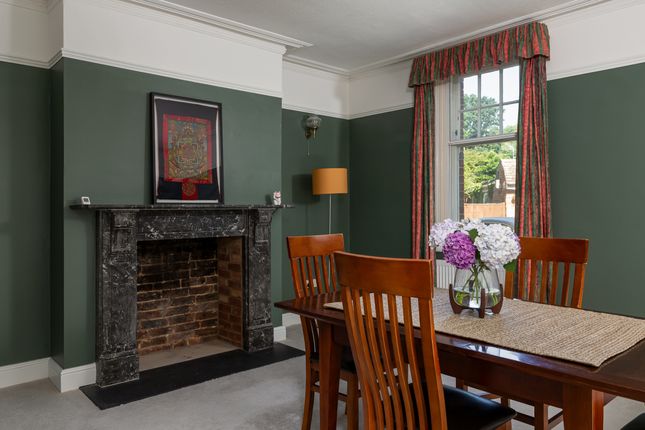 Spadeoak, 4, Balcombe Road, Surrey photo 3