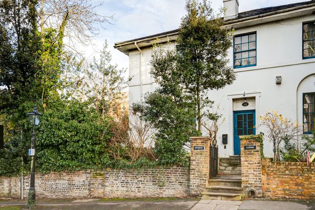 Thumbnail Flat for sale in The Grove, Highgate, London