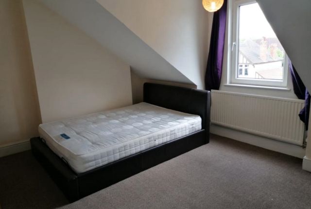 Thumbnail Room to rent in Holly Road, Retford