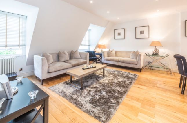 Thumbnail Flat to rent in Grosvenor Hill, Mayfair