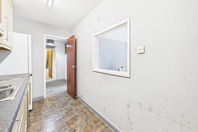 Flat 8, Hannah More Court,, Lower North Street, Somerset photo 4