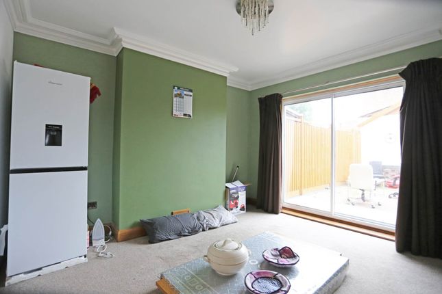 Kitchener Road, Dagenham photo 3