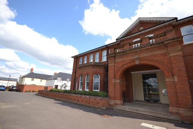Find 2 Bedroom Flats and Apartments to Rent in Clacton-on ...