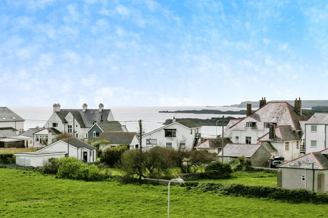 10 Beach Court,, Lon St. Ffraid, Gwynedd photo 2