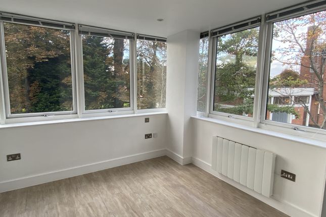 Flat to rent in The Street, Ashtead