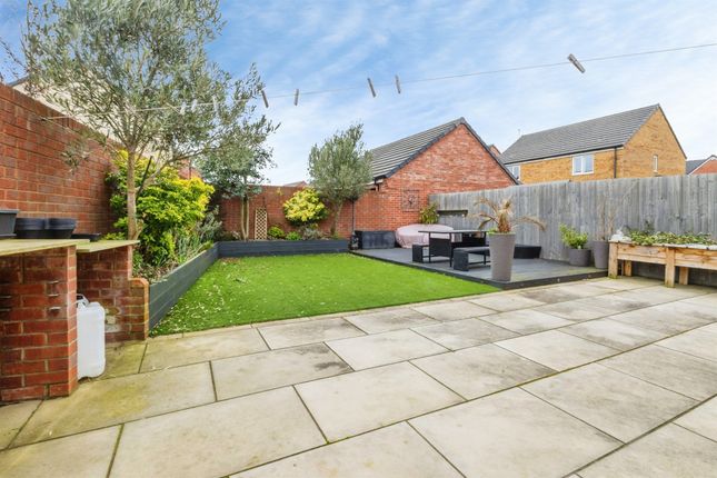 1, Yarrow Way, LINCOLN photo 2