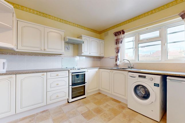 21 Purbeck Court, De Moulham Road, Swanage photo 3