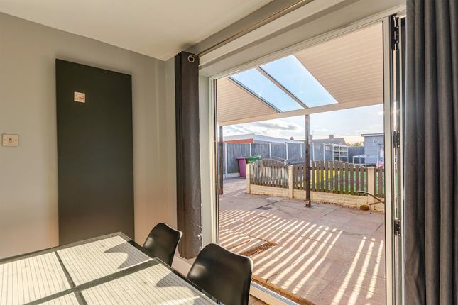 9 Slant Lane, Mansfield photo 4