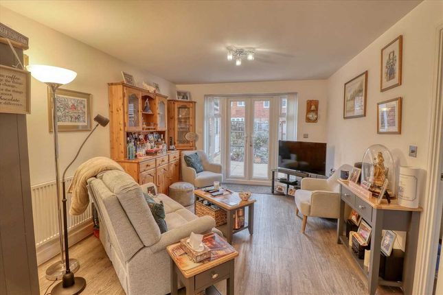 2, Skippers Way, Walton on the naze photo 4
