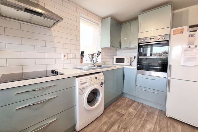 Flat for sale in East Lodge, Lee-On-The-Solent