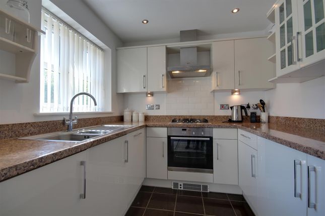 16, St. Georges Court, Willerby photo 3