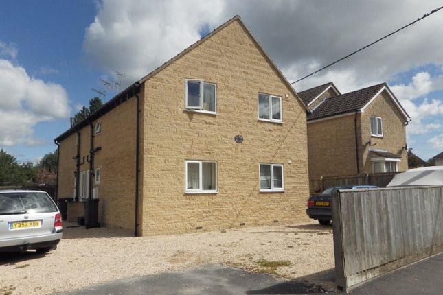 Thumbnail Flat to rent in Bowling Green Road, Cirencester, Gloucestershire