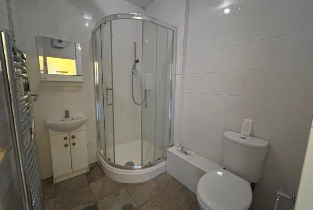Flat 6, 124, Castle, Reading photo 4