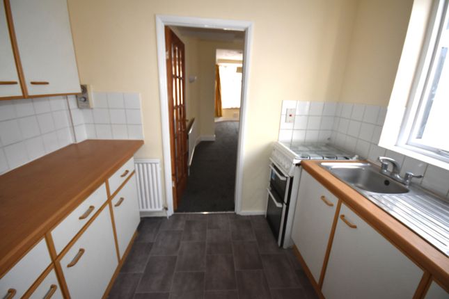 24, Welbeck Road, London photo 5