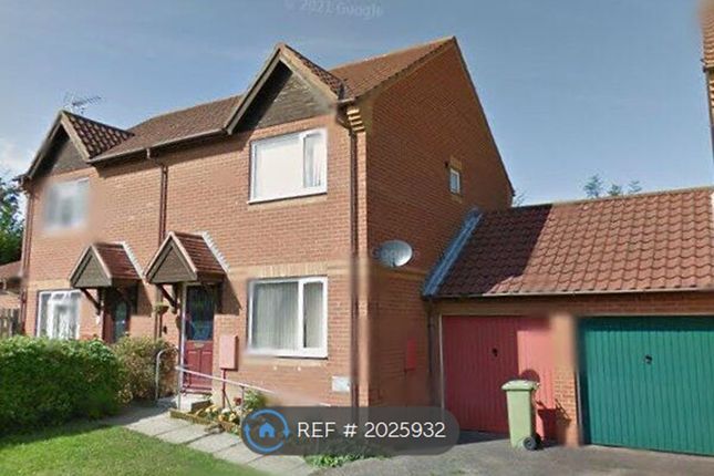 Semi-detached house to rent in Chartley Court, Shenley Brook End, Milton Keynes MK5