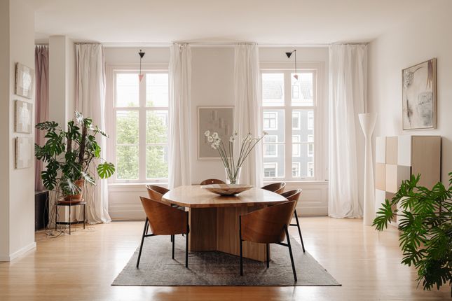 Town house for sale in Herengracht 119 II, Netherlands