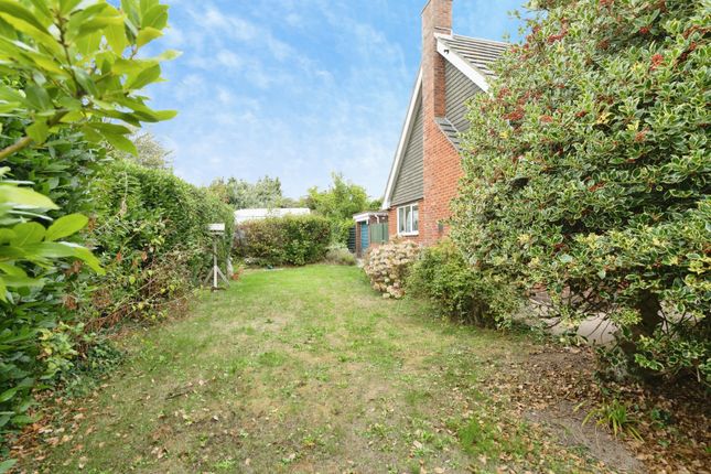 16, St. Thomas Avenue, Hampshire photo 3