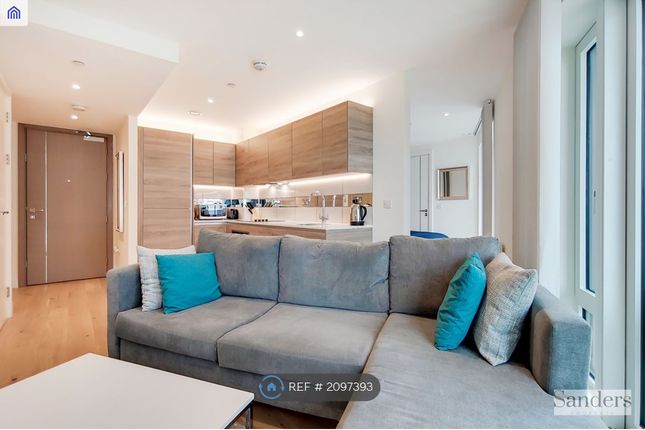 Thumbnail Flat to rent in Hampton Apartments, London