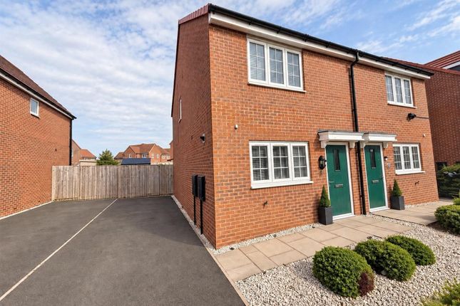 2-bed semi-detached on 1, Blackbird Grove, Woodlands, Doncaster, £170,000