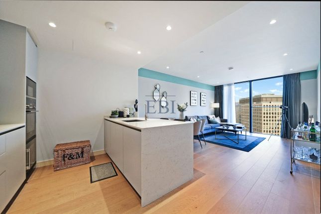 4308, Hampton Tower, Canary Wharf photo 2