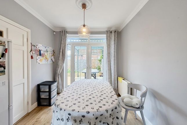 14, Westmorland Avenue, Loughborough photo 3