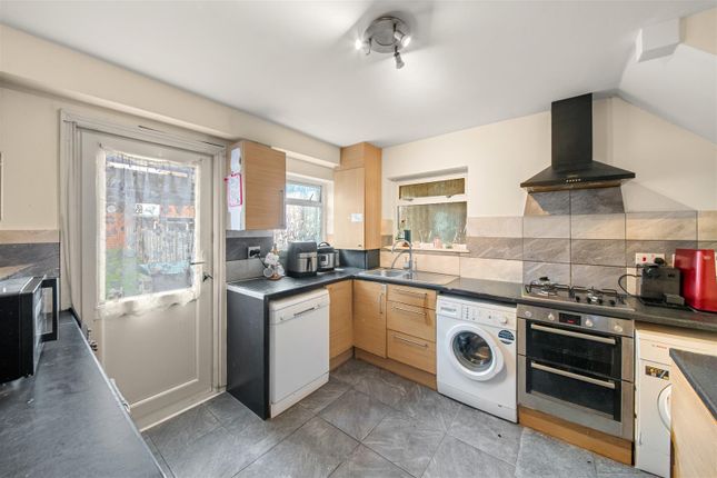 Charville Lane, Hayes photo 5