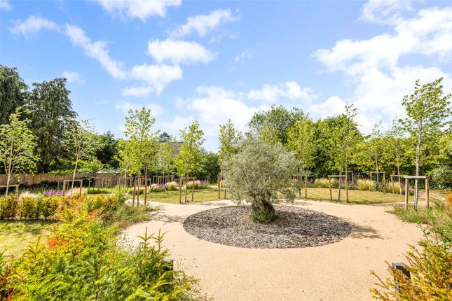 3, Winscombe Court, Kingswood, Tadworth, Surrey, KT20 photo 3