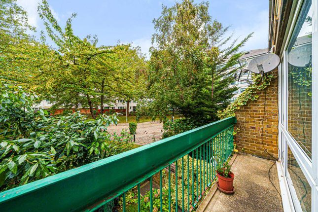 Terraced house for sale in Grendon Street, London