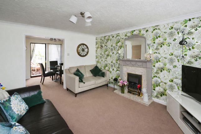 87, Carter Lane East, Alfreton photo 3